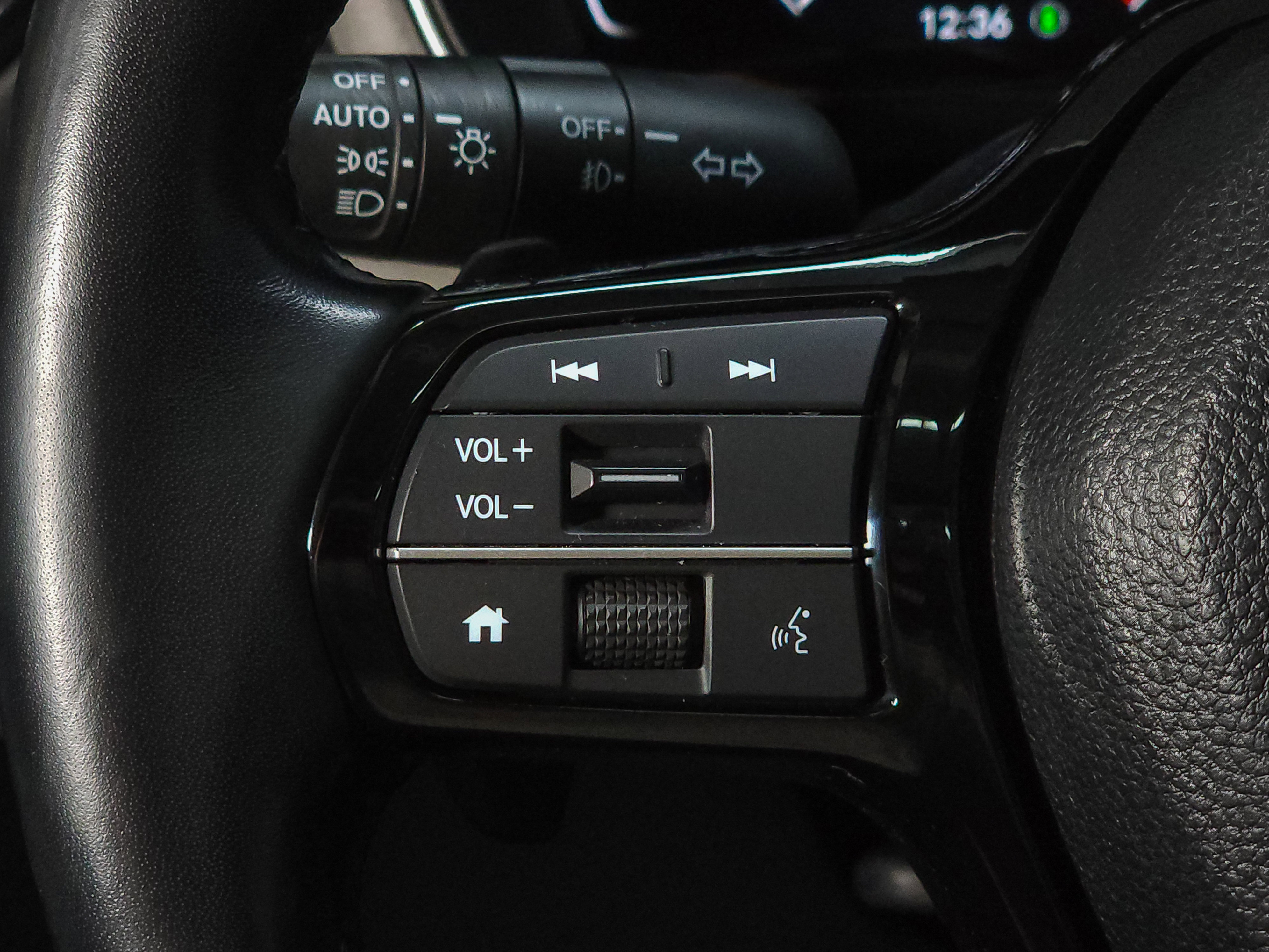 Used 2024 Honda Pilot Touring image 28