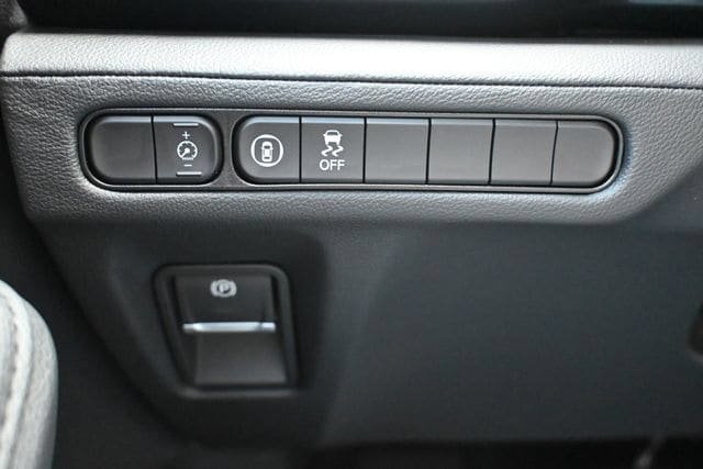 Used 2025 Acura MDX SH-AWD image 44
