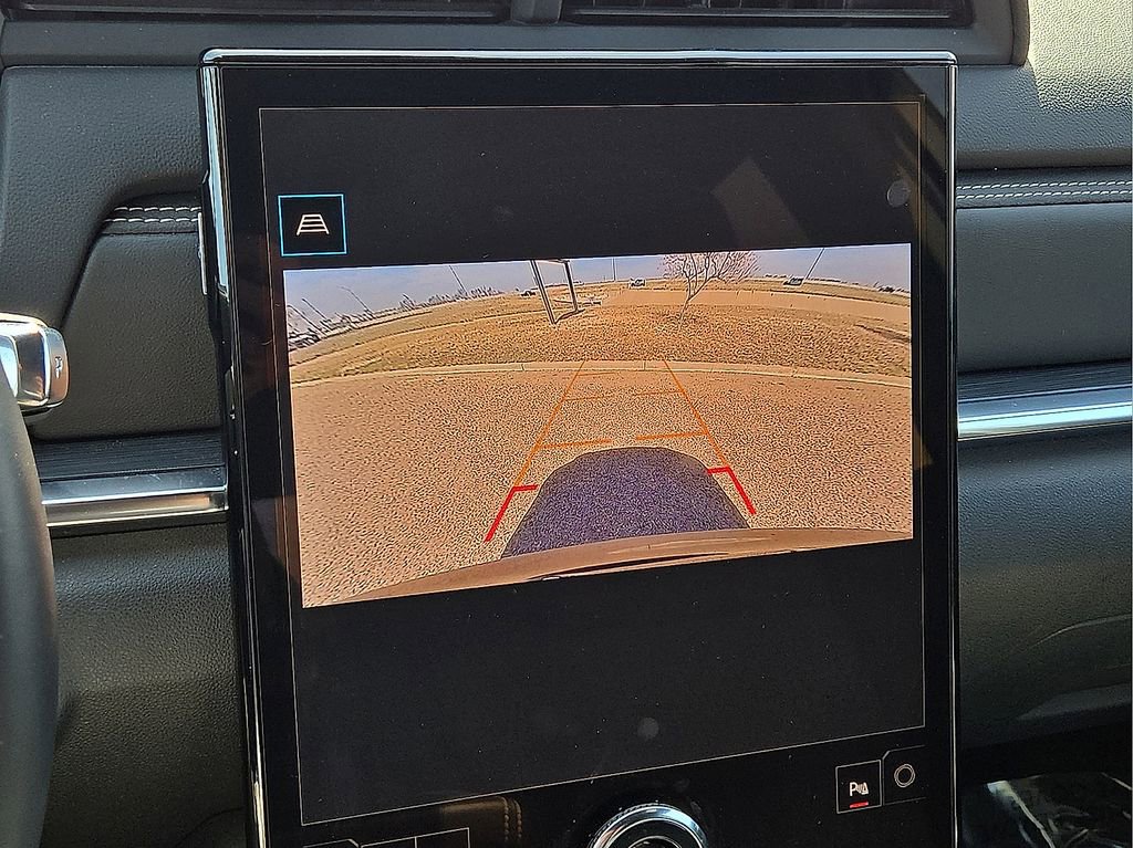 Used 2025 GMC Terrain Elevation image 28