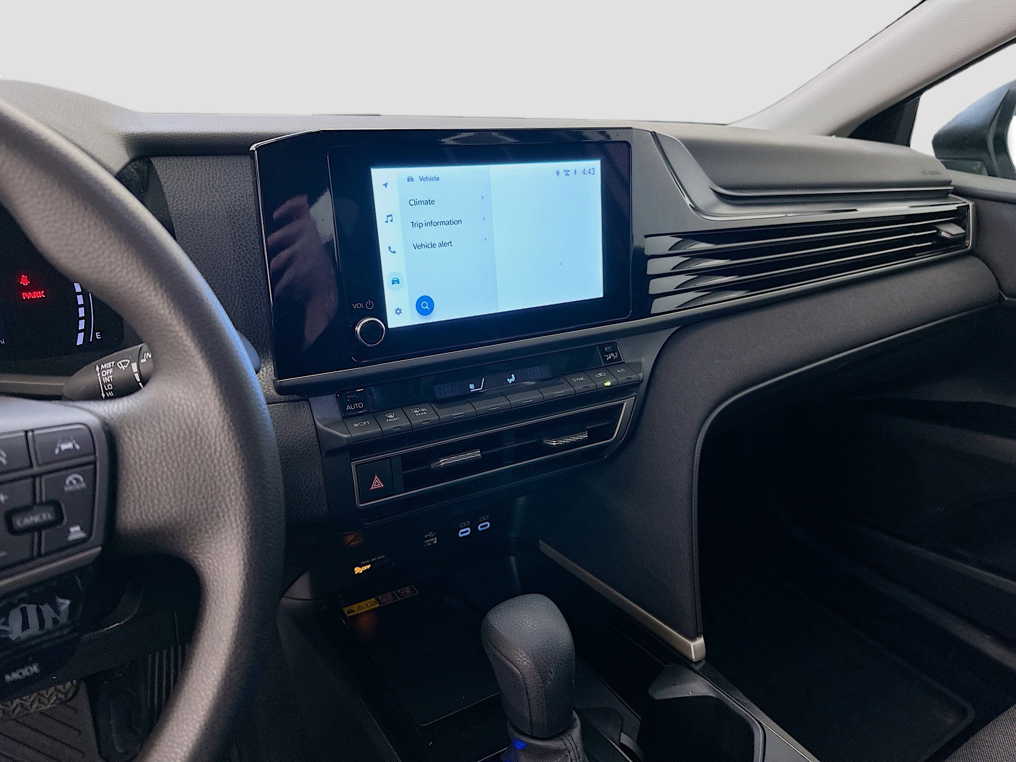 Used 2025 Toyota Camry LE image 26