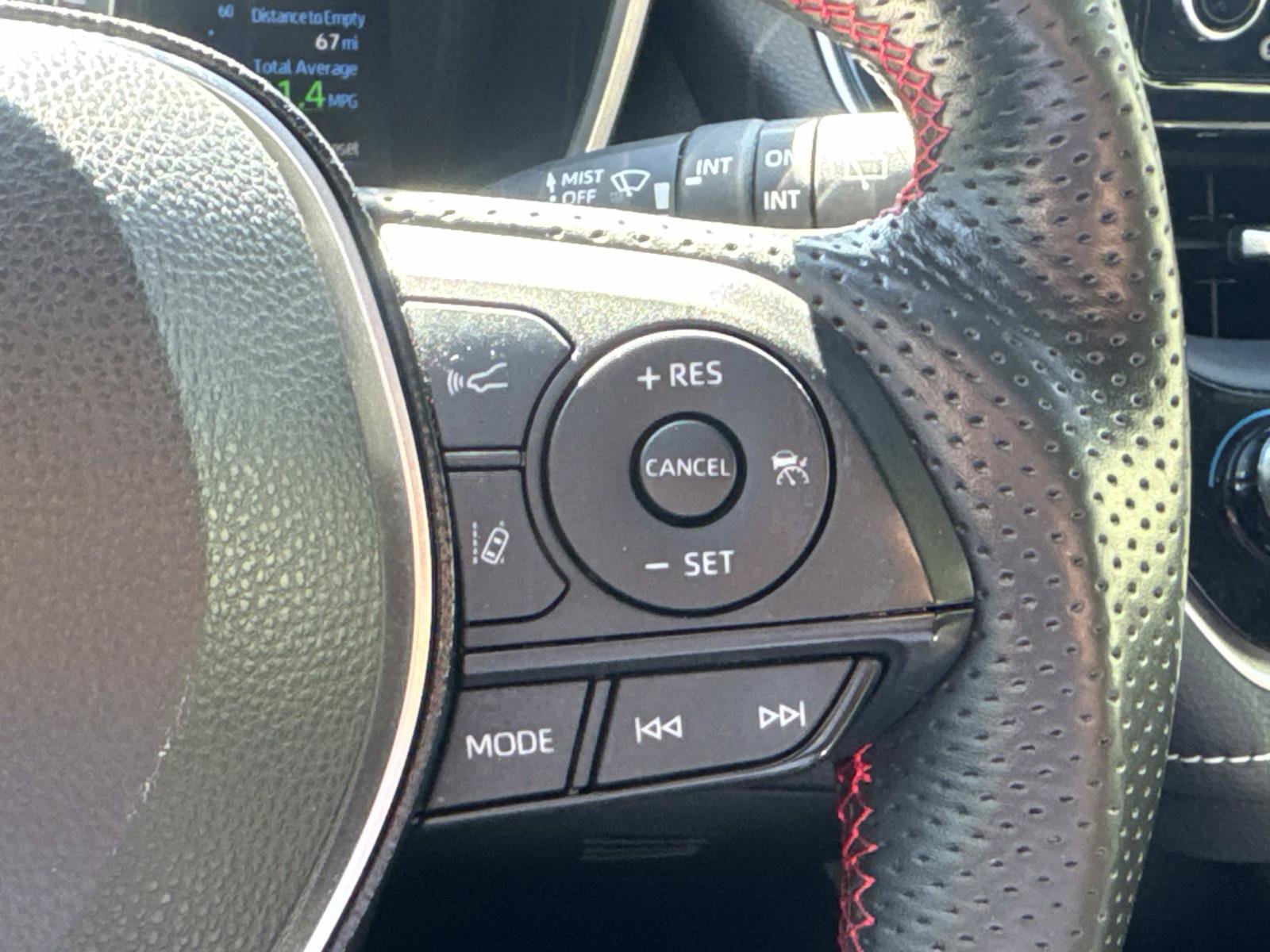 Used 2021 Toyota Corolla SE w/ Protection Package (TMS) image 17