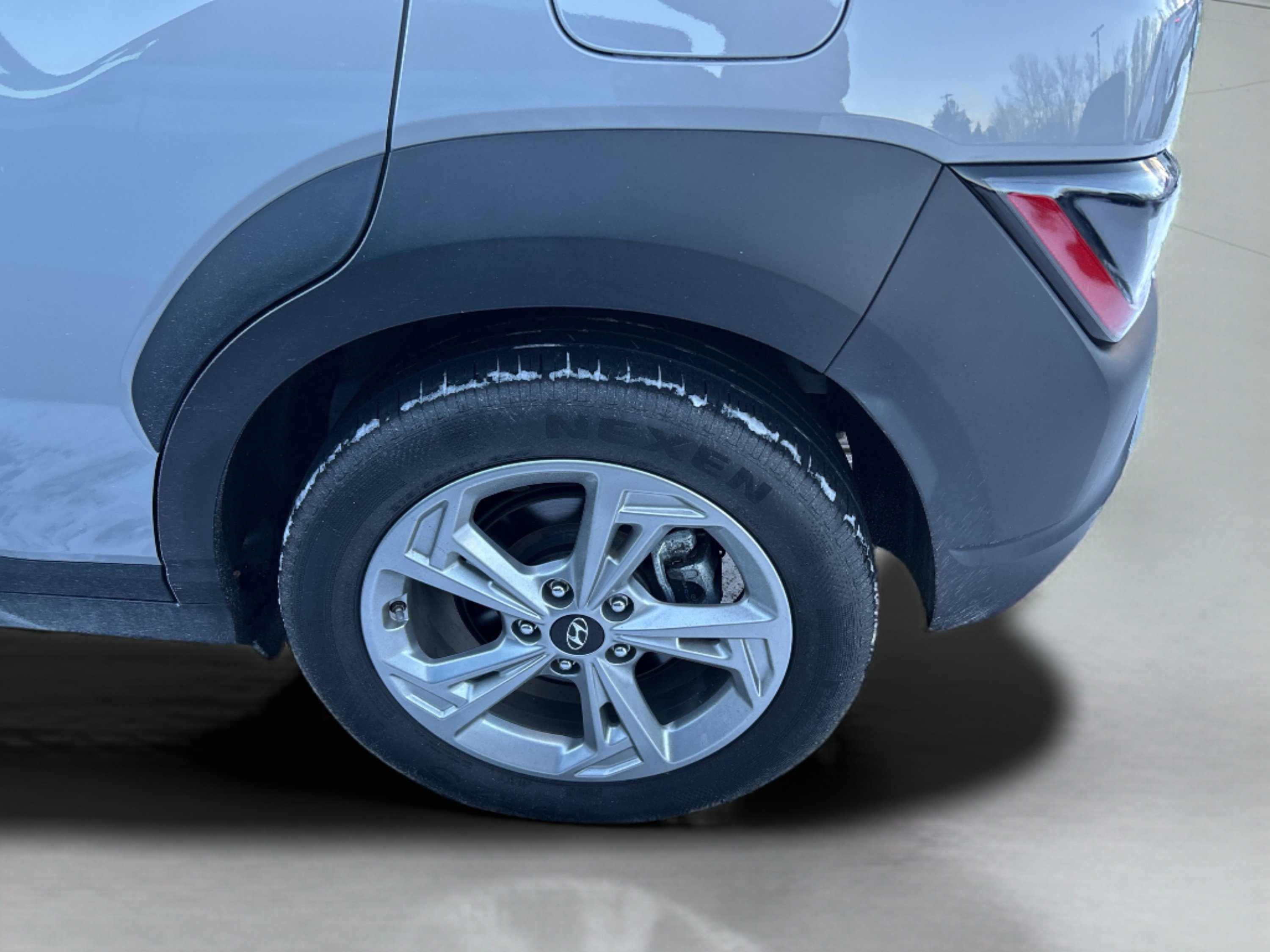 Used 2023 Hyundai Kona SEL w/ Convenience Package image 15