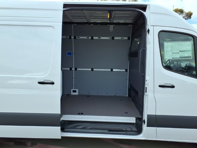 New 2026 Mercedes-Benz Sprinter 2500 image 21