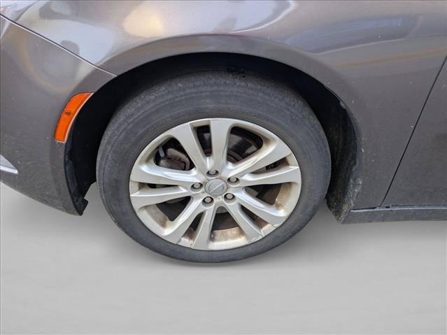 Used 2016 Chrysler 200 Limited w/ Convenience Group FWD image 10