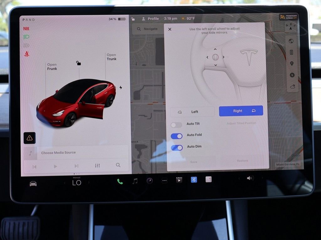 Used 2018 Tesla Model 3 Long Range RWD image 45