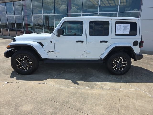 Used 2026 Jeep Wrangler Unlimited Sahara AWD/4WD video 2