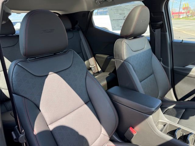 New 2027 Chevrolet Bolt RS w/ Technology Package FWD image 14