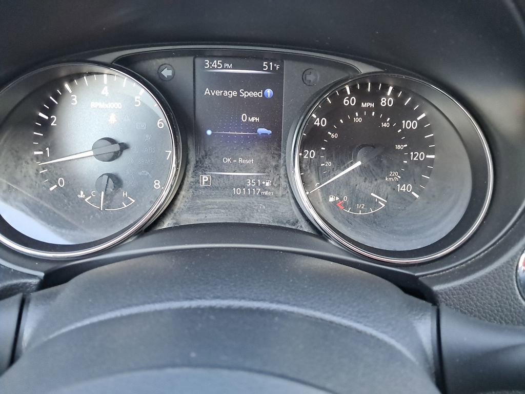 Used 2017 Nissan Rogue Sport SL w/ SL Premium Package image 17