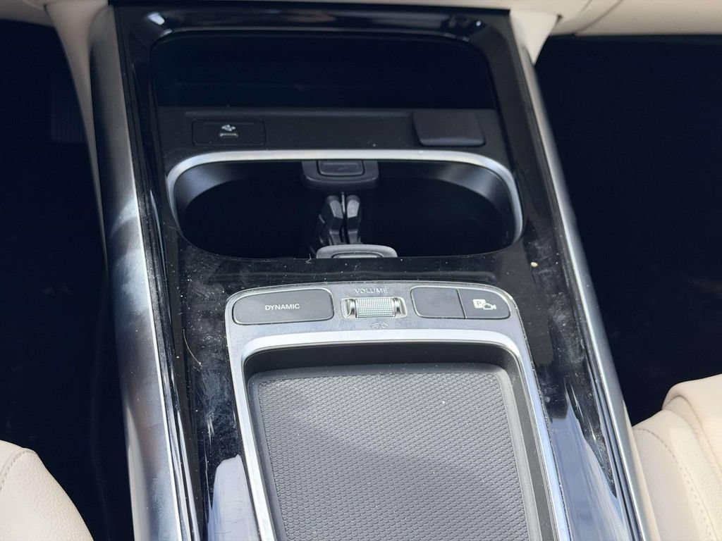 Used 2025 Mercedes-Benz GLA 250 4MATIC image 20