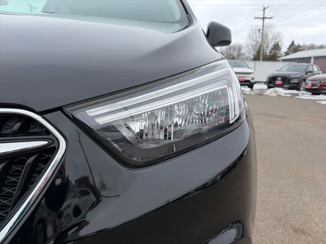 Used 2022 Buick Encore Preferred w/ Safety Package AWD/4WD image 18