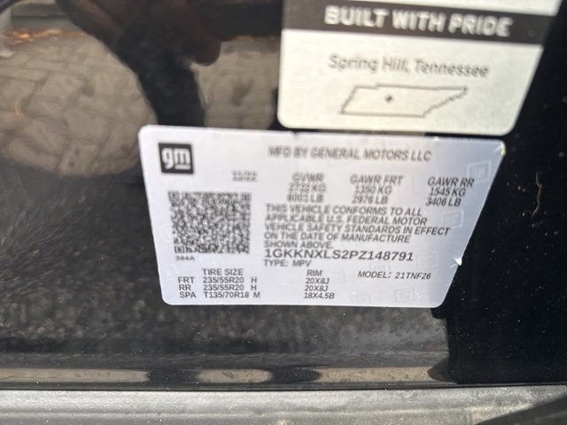 Used 2023 GMC Acadia Denali w/ Black Diamond Edition image 6