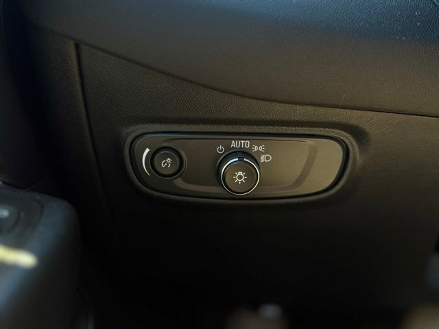 Used 2024 Chevrolet Equinox LS image 28