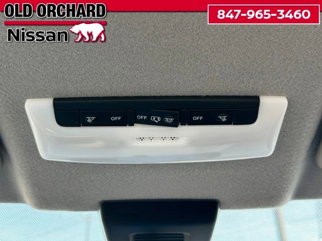 Used 2023 Nissan Kicks SR image 18