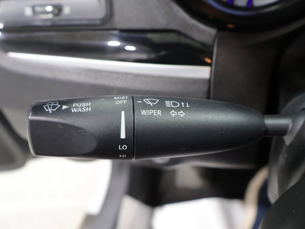 Used 2018 Chrysler 300 S AWD/4WD image 41