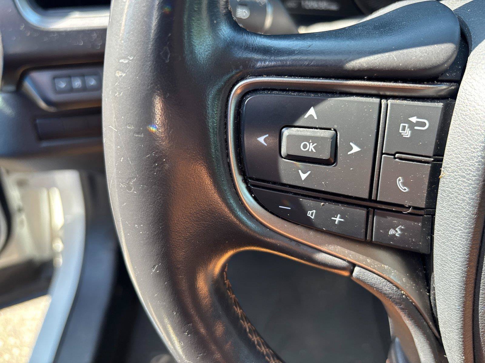 Used 2021 Lexus UX 200 w/ Premium Package FWD image 19