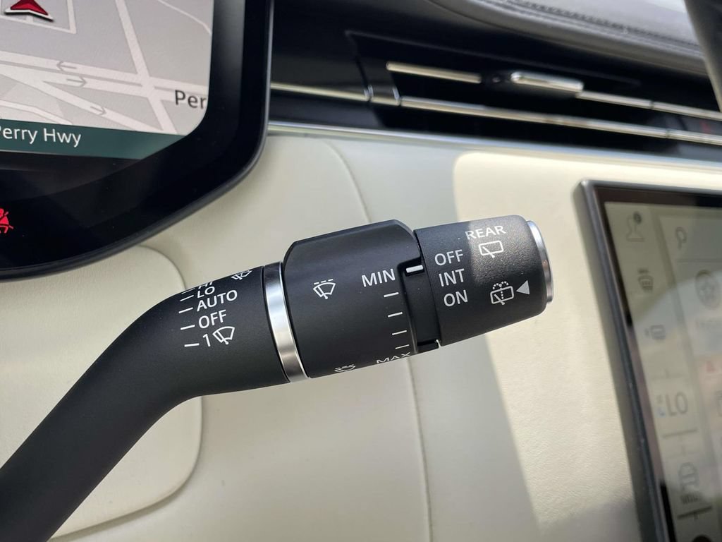 New 2026 Land Rover Range Rover SE AWD/4WD image 40