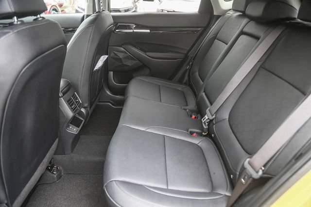 Certified 2024 Kia Seltos SX w/ SX Sunroof Package AWD/4WD image 19