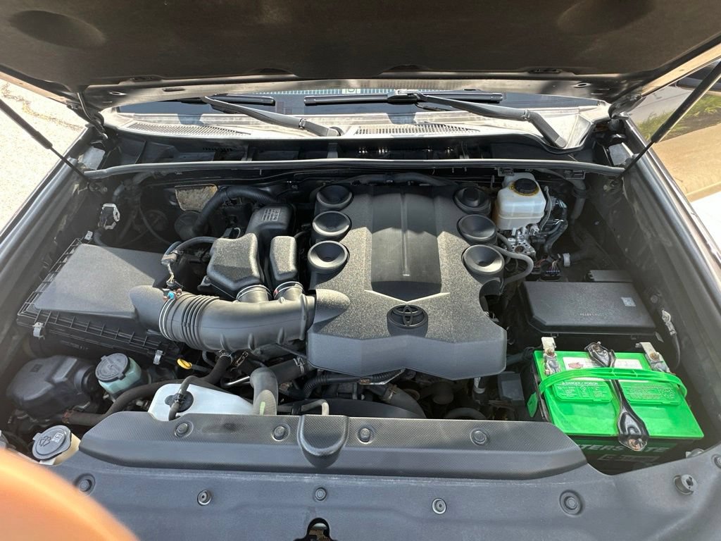 Used 2016 Toyota 4Runner SR5 Premium AWD/4WD image 28