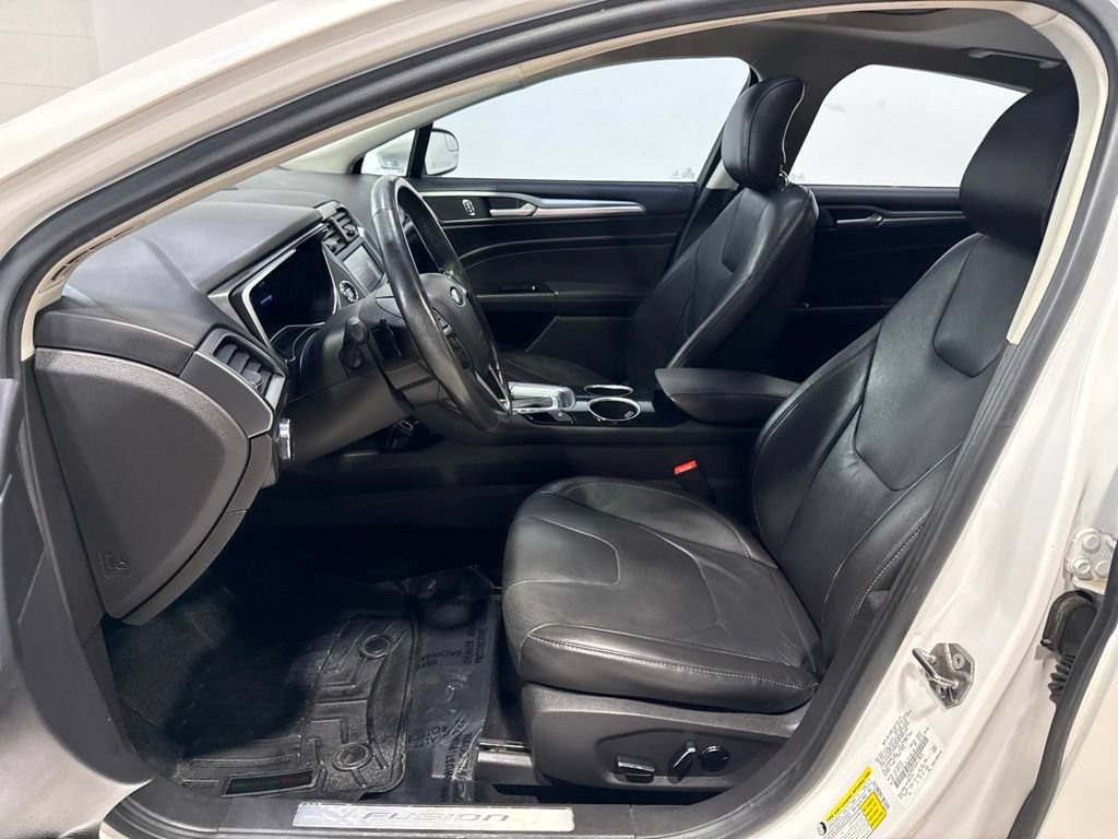Used 2013 Ford Fusion Titanium FWD image 21