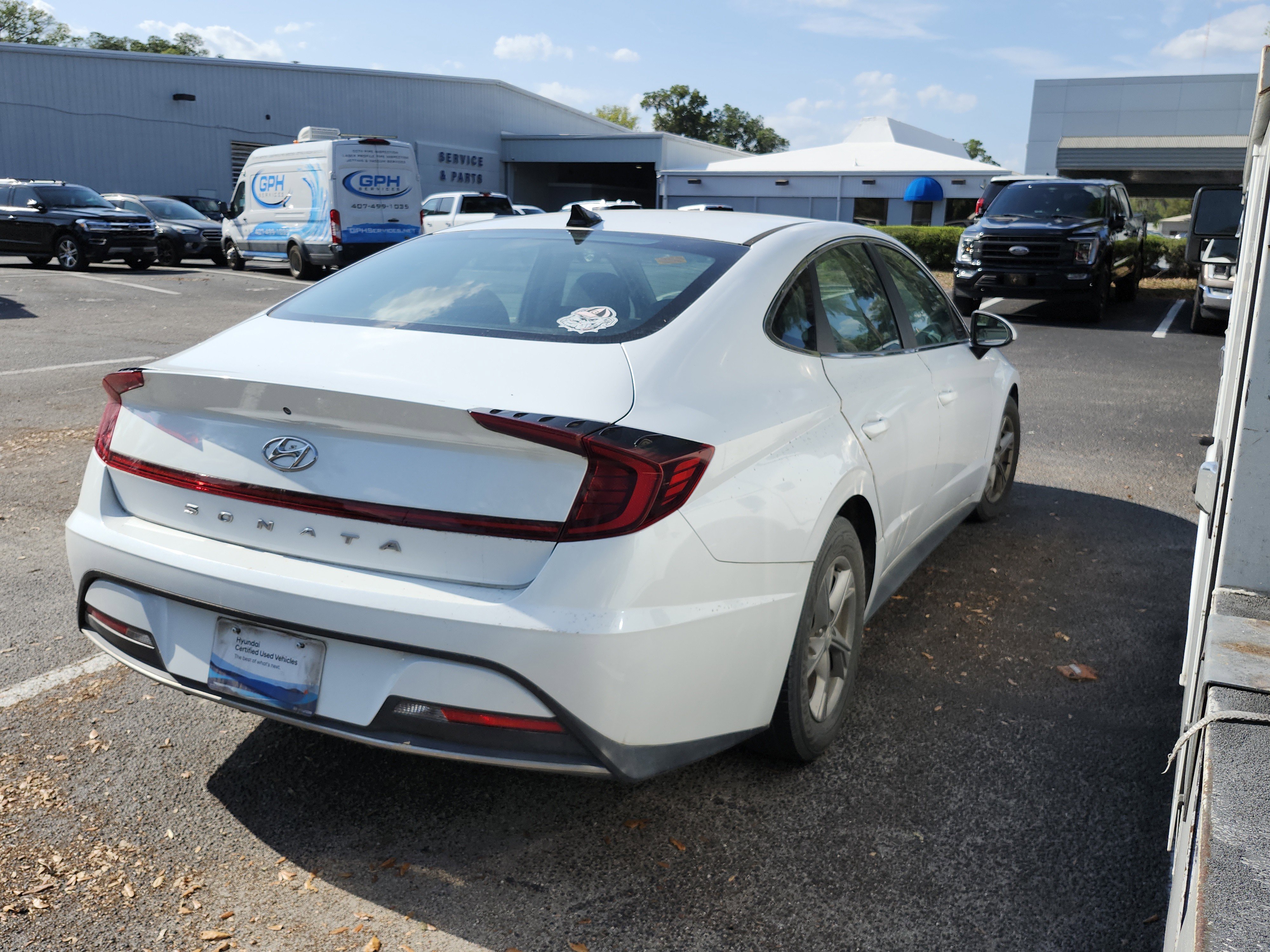 Used 2020 Hyundai Sonata SE w/ Cargo Package FWD image 5
