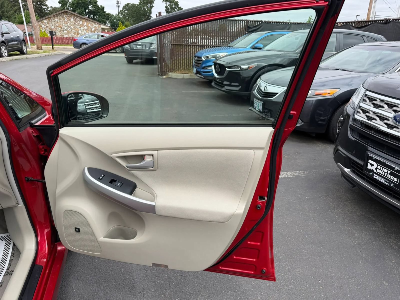 Used 2010 Toyota Prius Three w/ Preferred Accessory Pkg FWD image 14