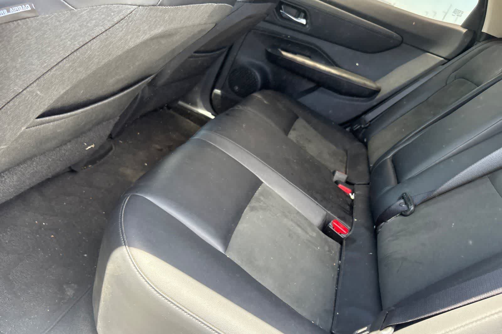 Used 2024 Nissan Ariya FWD image 5