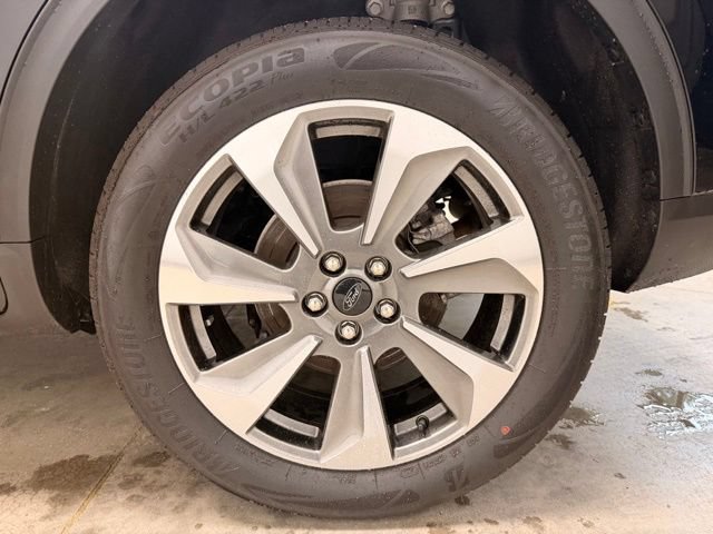 Used 2025 Ford Escape Platinum AWD/4WD image 13