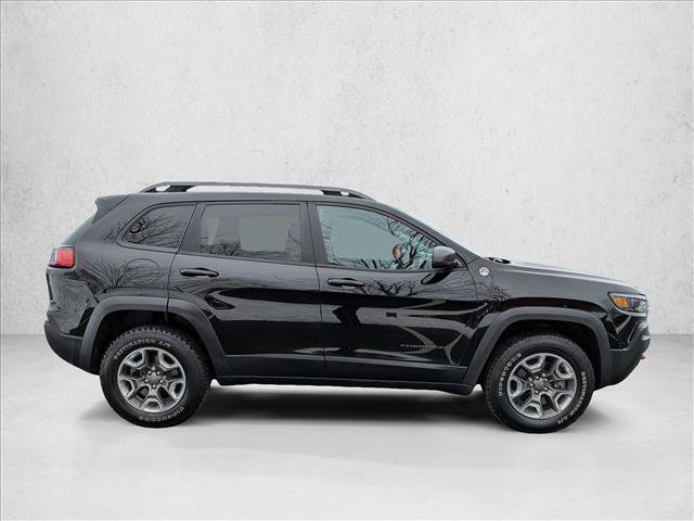 Used 2019 Jeep Cherokee Trailhawk w/ Cold Weather Group image 4