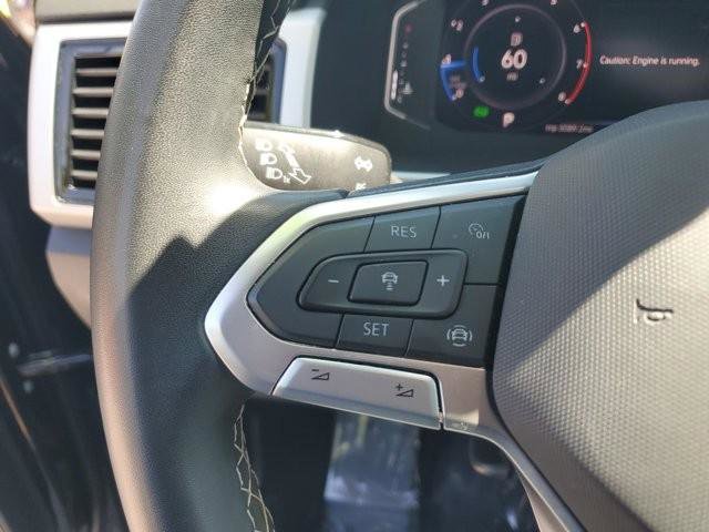 Used 2023 Volkswagen Atlas SE image 24