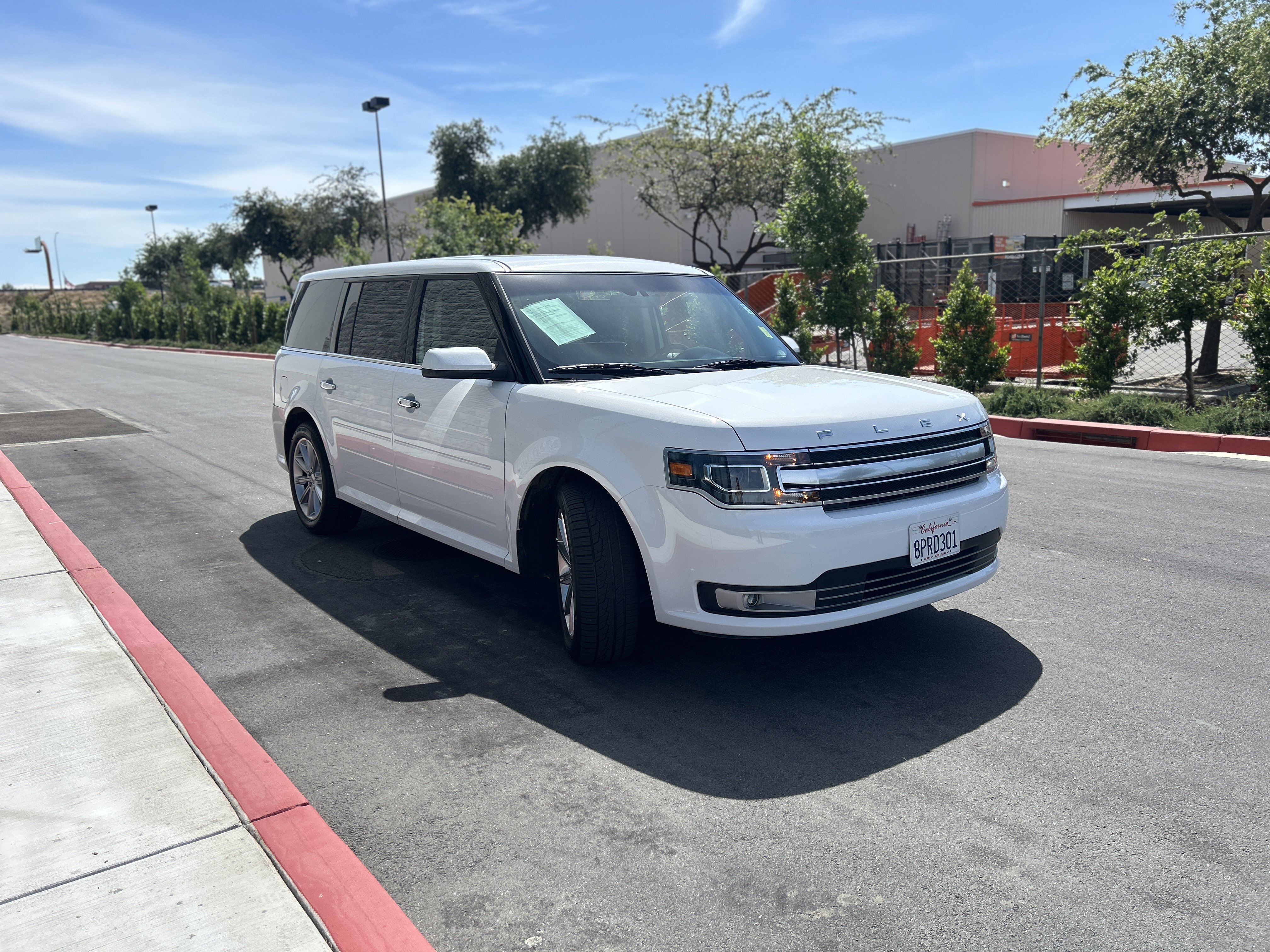 Used 2019 Ford Flex Limited image 4