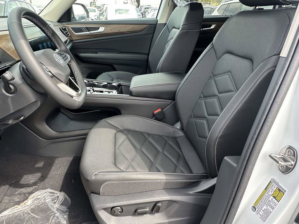 New 2026 Volkswagen Atlas SE image 14