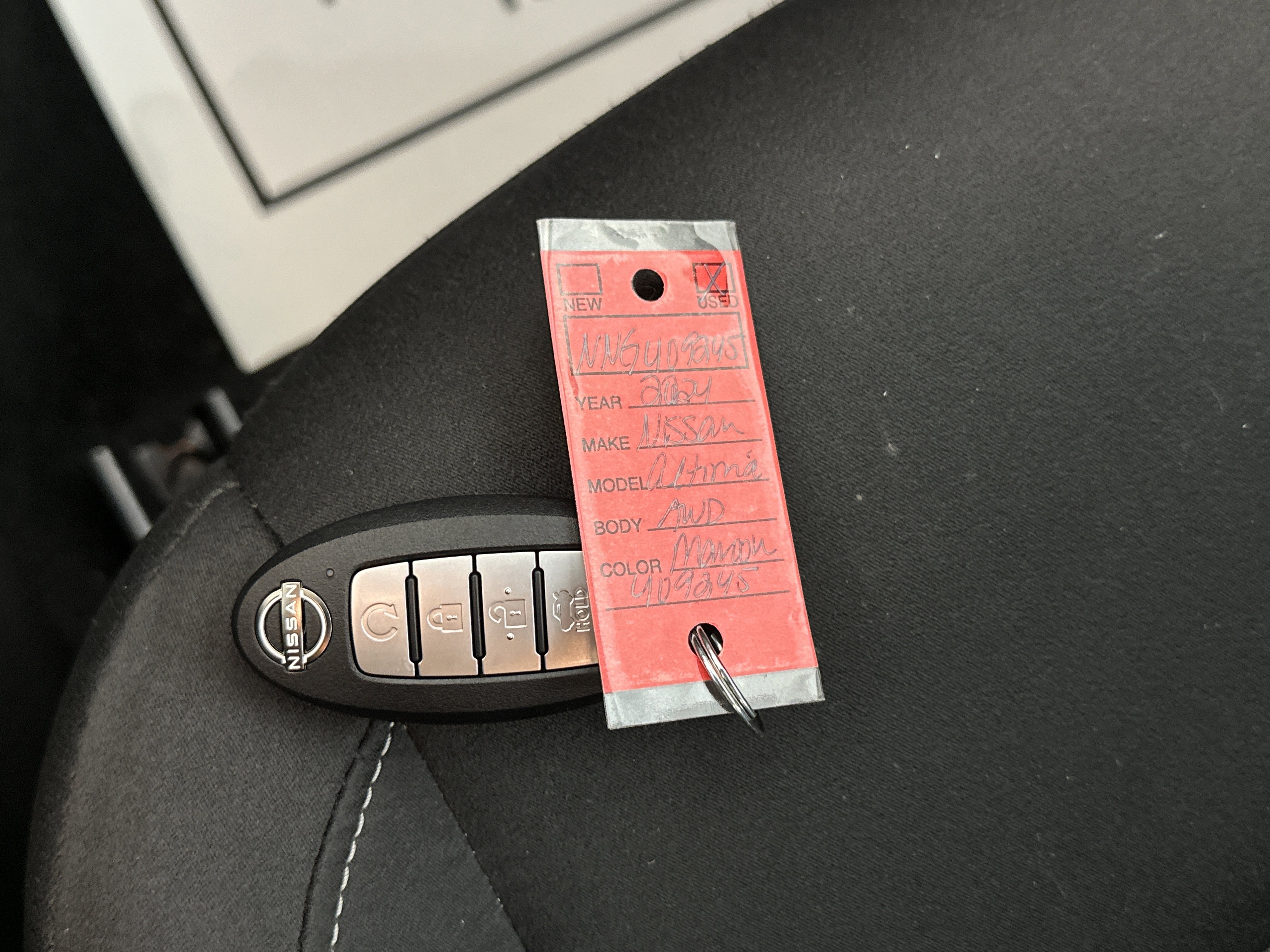 Used 2024 Nissan Altima 2.5 SV image 31