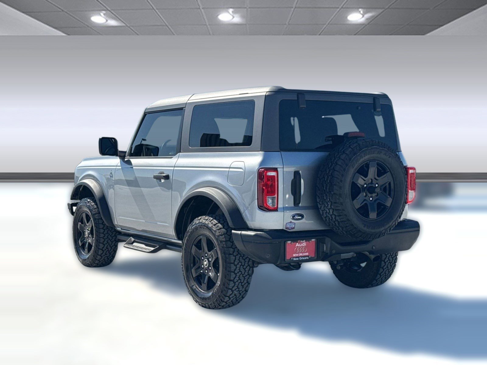Used 2024 Ford Bronco Black Diamond image 3