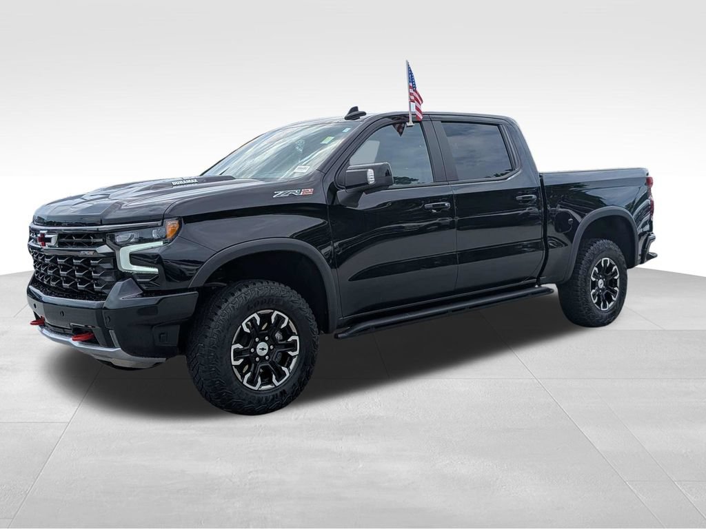 Used 2025 Chevrolet Silverado 1500 ZR2 w/ Technology Package AWD/4WD image 6