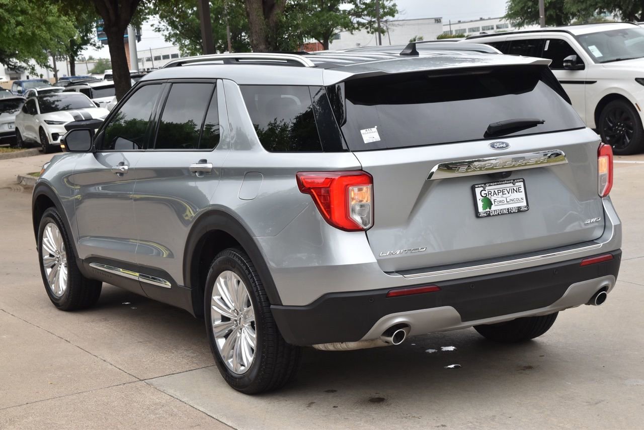 Used 2024 Ford Explorer Limited w/ Limited Technology Package AWD/4WD image 10