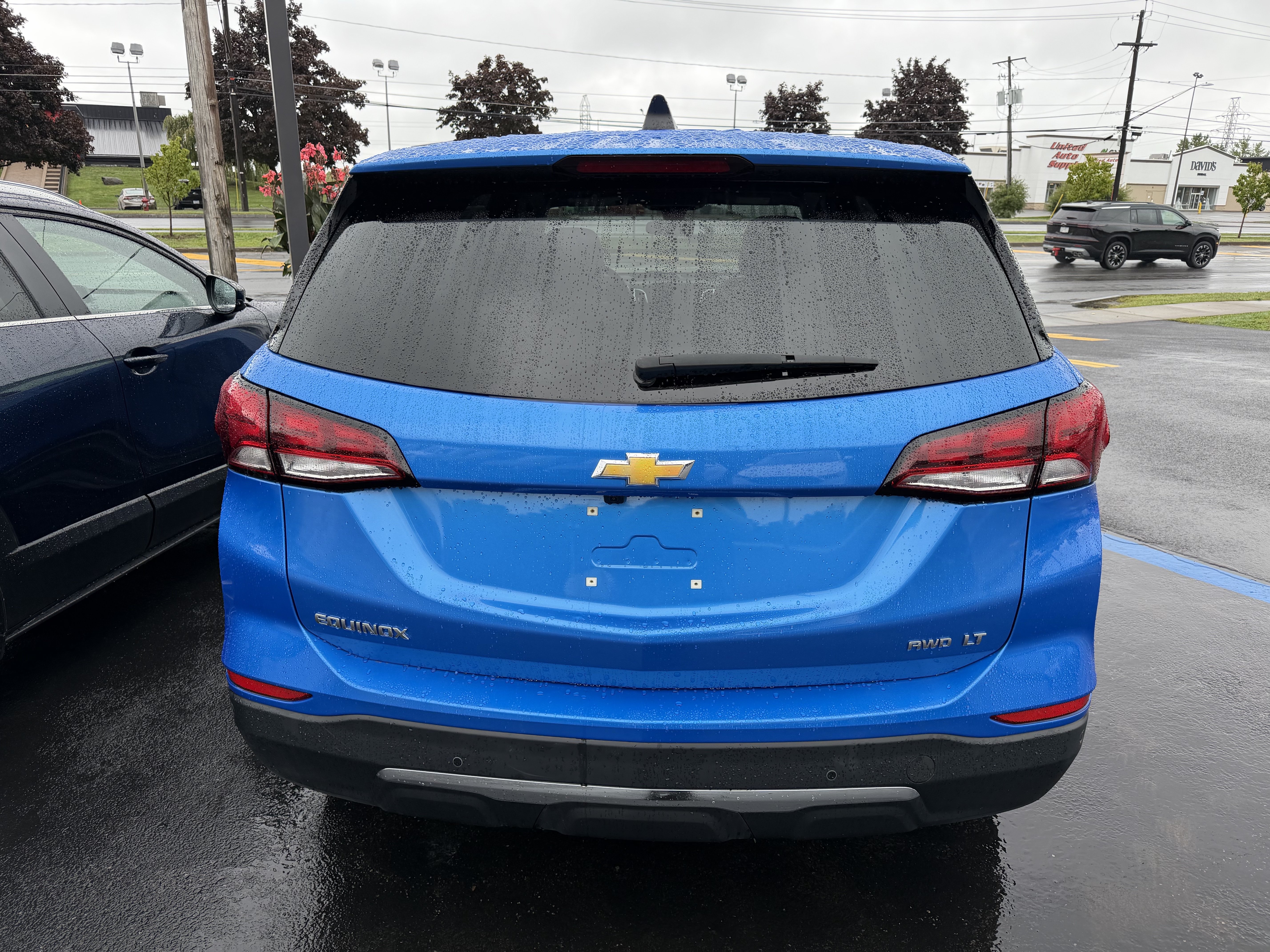 Used 2024 Chevrolet Equinox LT AWD/4WD image 6