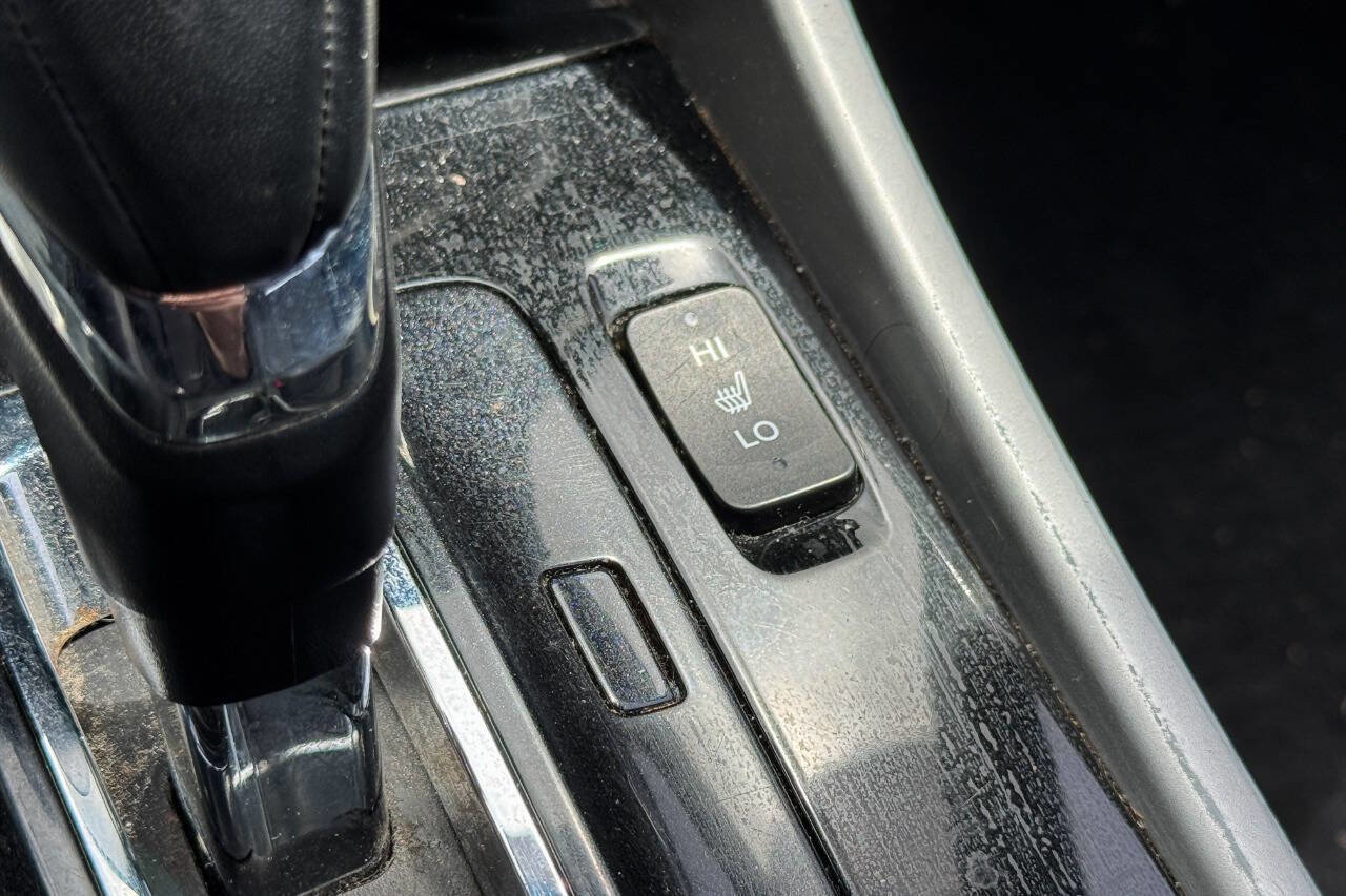Used 2017 Honda Accord EX-L image 33