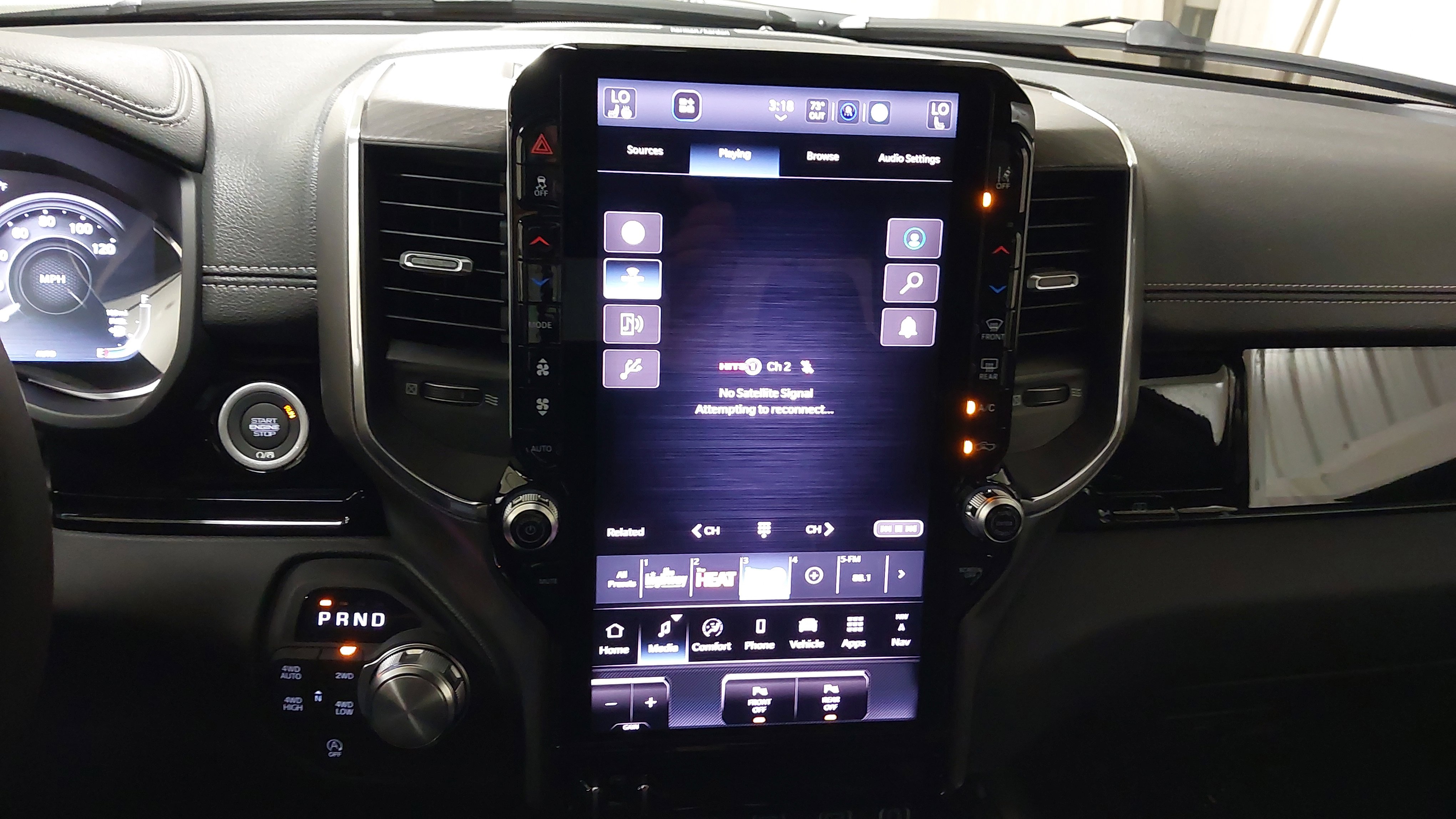New 2026 RAM 1500 Laramie AWD/4WD image 21