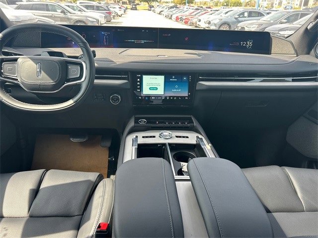 New 2025 Lincoln Navigator Reserve w/ Jet Appearance Package image 26