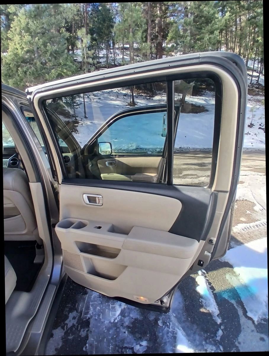 Used 2011 Honda Pilot EX-L image 13