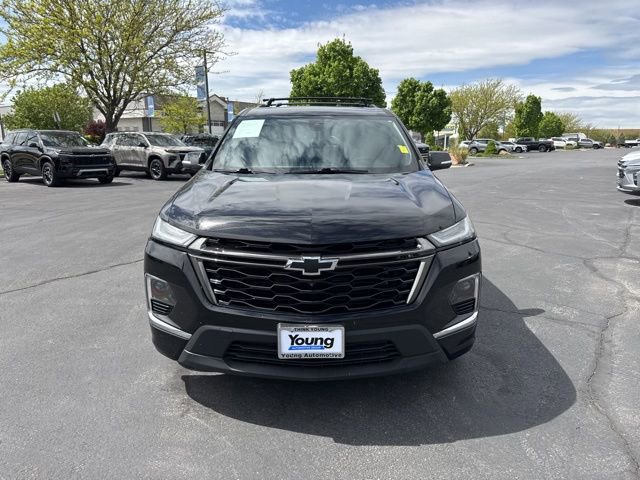 Certified 2022 Chevrolet Traverse Premier w/ Redline Edition AWD/4WD image 2