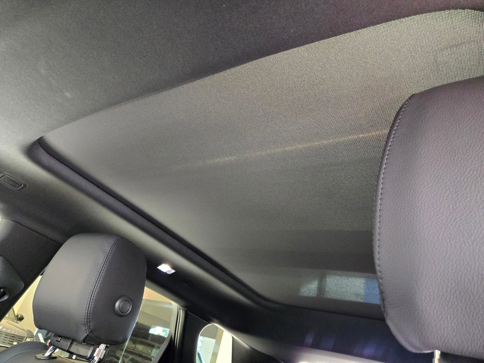 New 2026 Land Rover Range Rover Evoque S AWD/4WD image 34