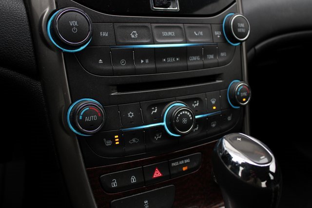 Used 2013 Chevrolet Malibu LTZ image 4