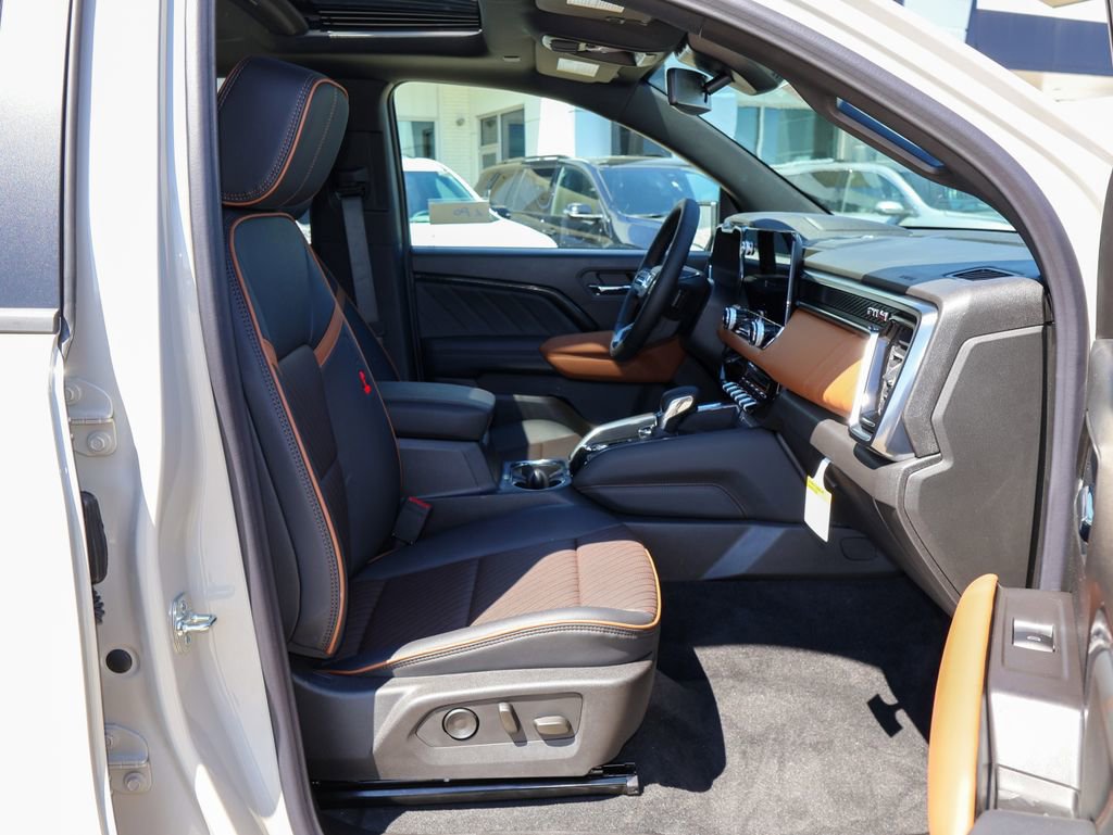 New 2026 GMC Canyon AT4 image 29