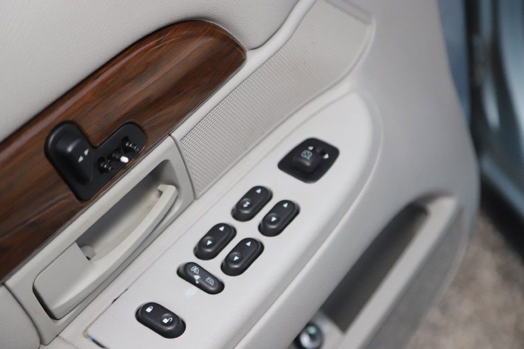 Used 2004 Mercury Grand Marquis GS image 19