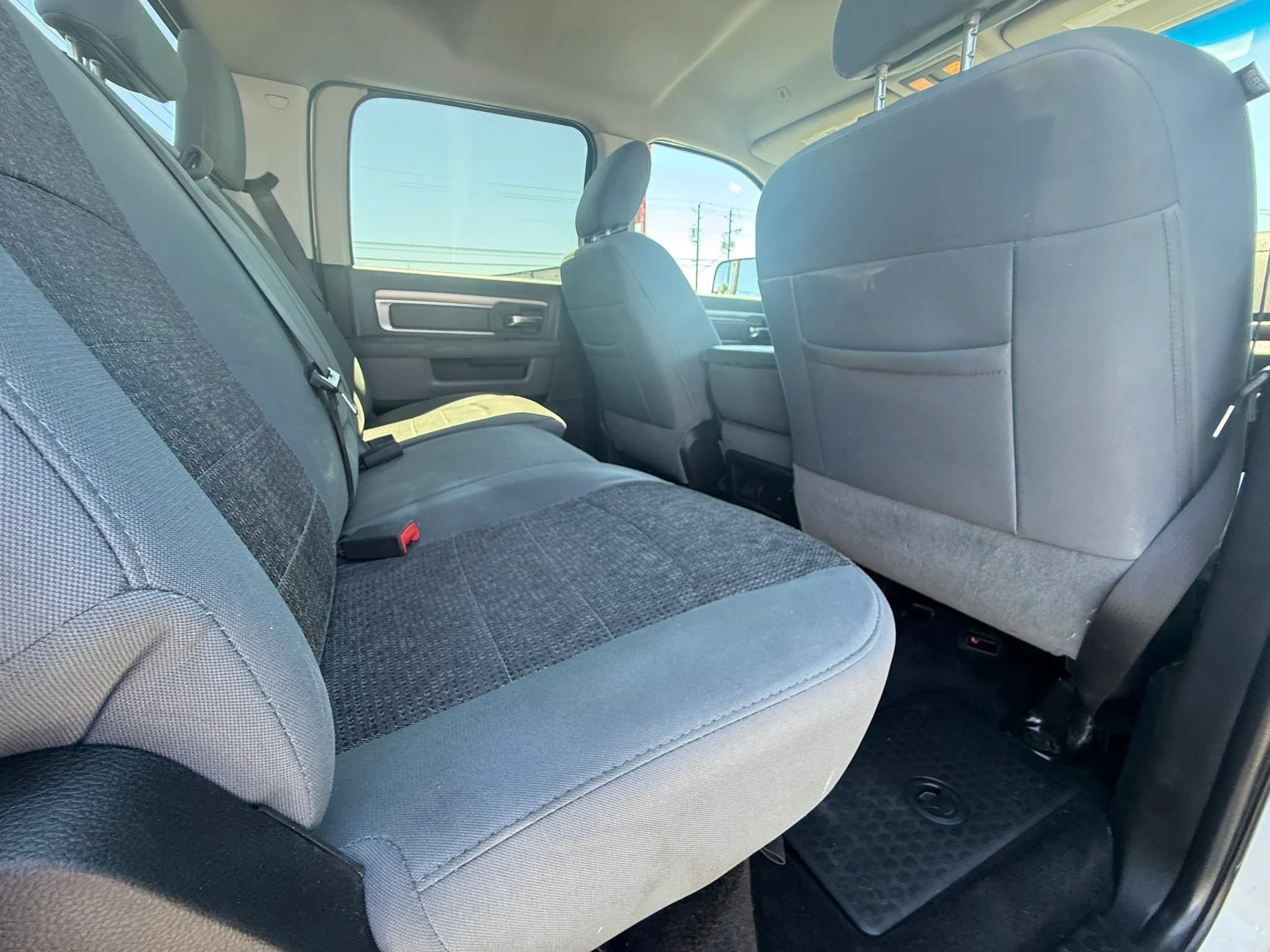 Used 2017 RAM 2500 Big Horn w/ Sport Appearance Group AWD/4WD image 13