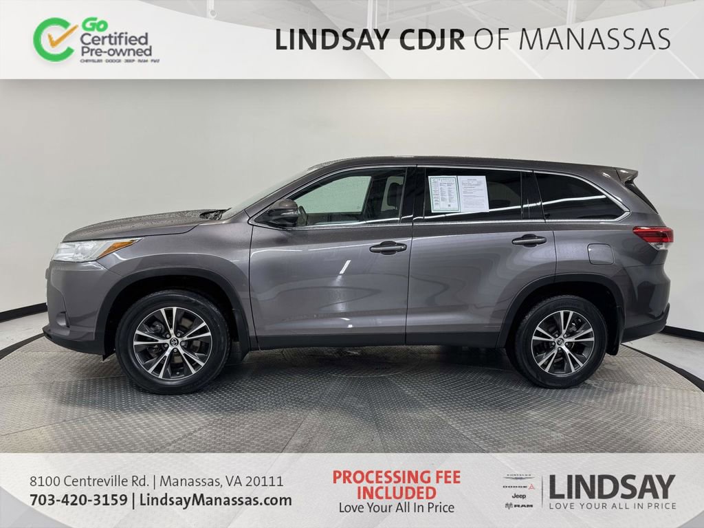 Used 2019 Toyota Highlander LE image 5