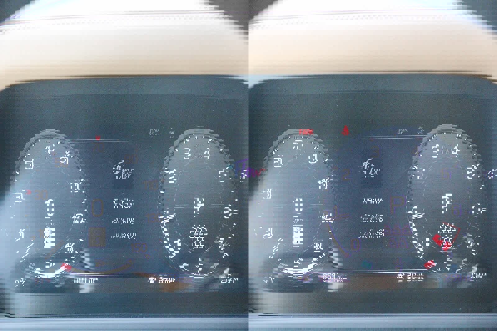 New 2026 Land Rover Defender 110 S image 24