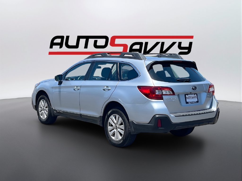 Used 2019 Subaru Outback 2.5i AWD/4WD image 5