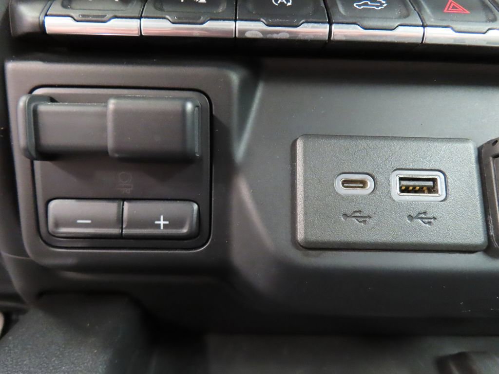 Used 2020 GMC Sierra 1500 Denali w/ Driver Alert Package II AWD/4WD image 61